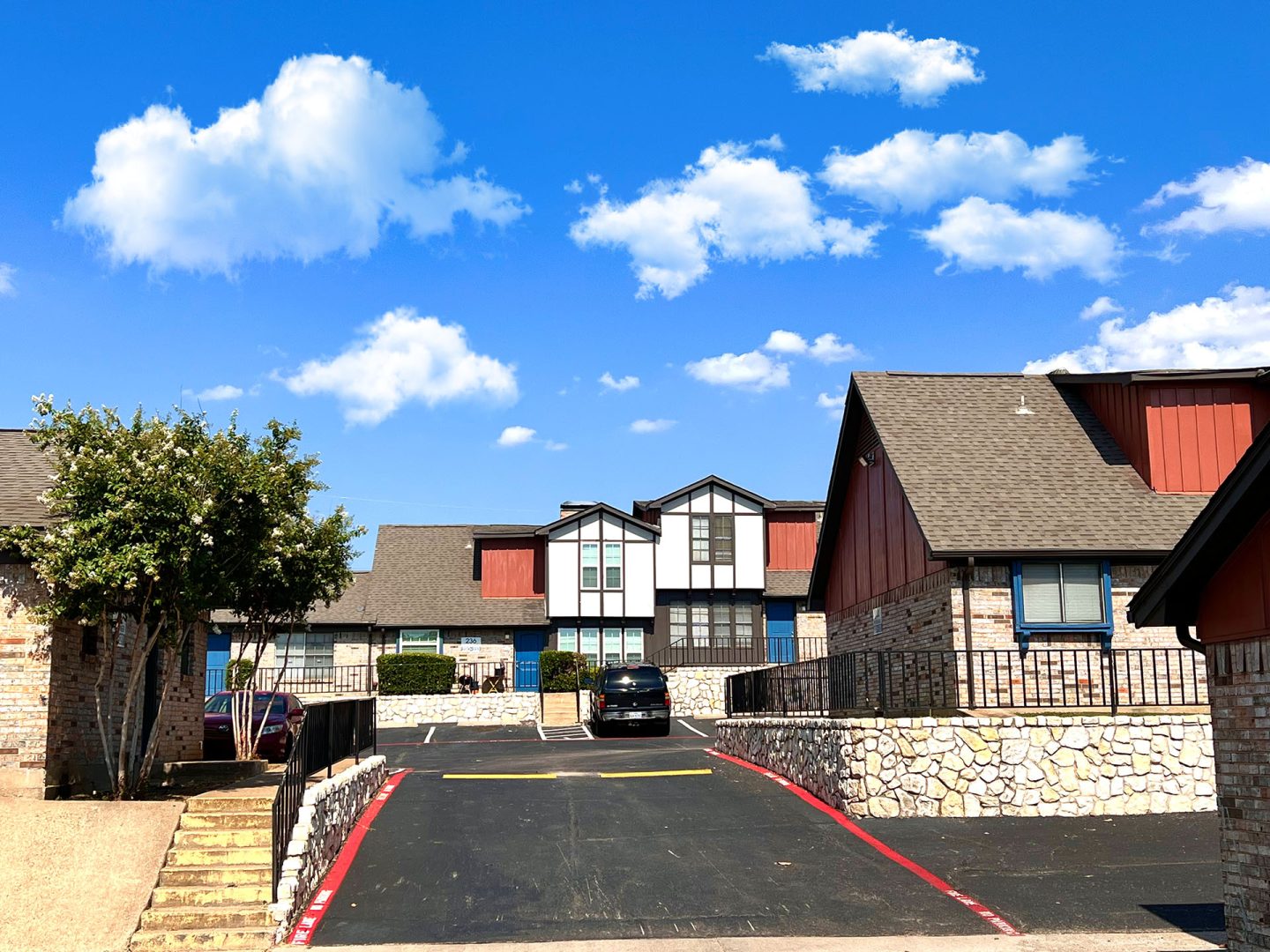 Shops & Restaurants Near Arlington, TX Brixton West